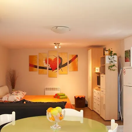 Paradise Apartment With Big Sunny Terrace In The Old Town, Few Meters From The Sea & Riva Promenade Split Room photo