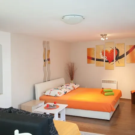 Paradise Apartment With Big Sunny Terrace In The Old Town, Few Meters From The Sea & Riva Promenade Split Room photo
