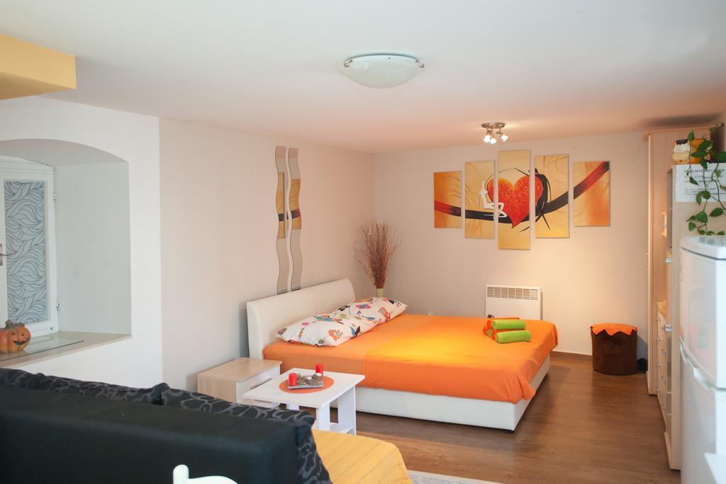 Paradise With Big Sunny Terrace In The Old Town, Few Meters From The Sea & Riva Promenade Apartment *